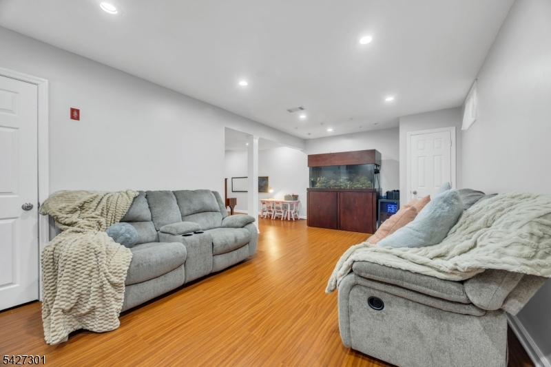 Bridgewater Oaks - Residential
