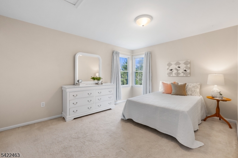 Montgomery Chase - Residential