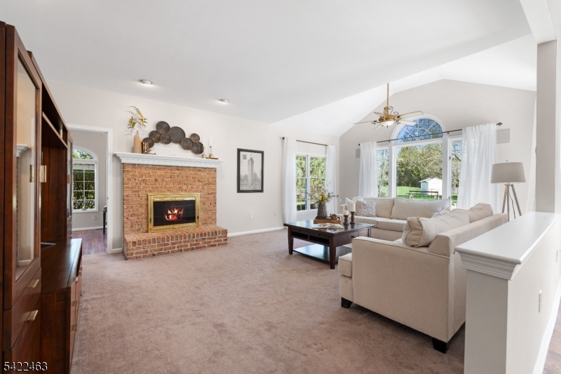 Montgomery Chase - Residential