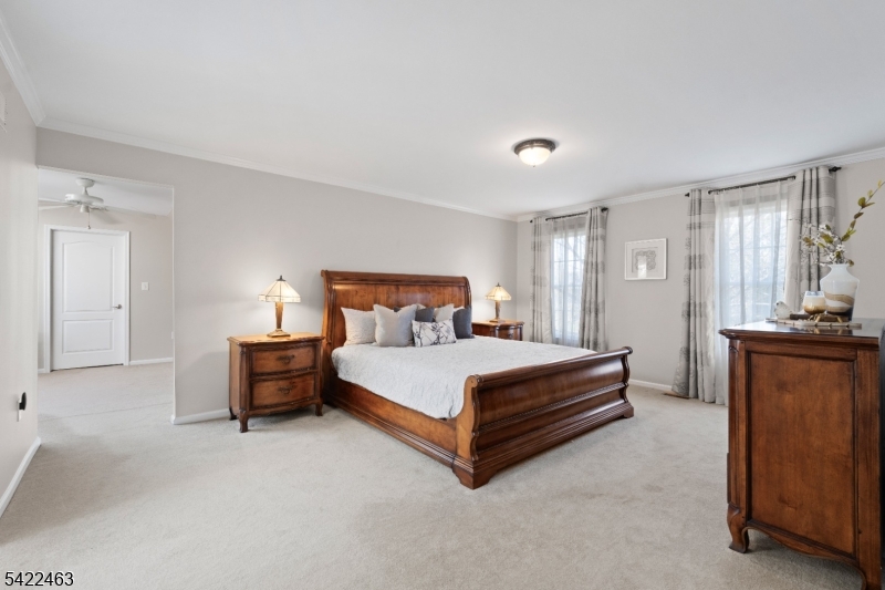 Montgomery Chase - Residential