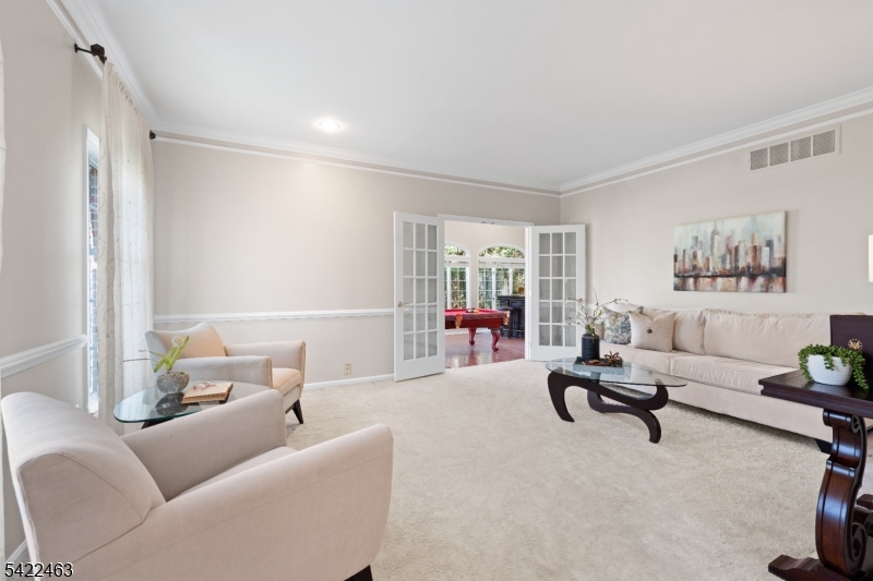 Montgomery Chase - Residential