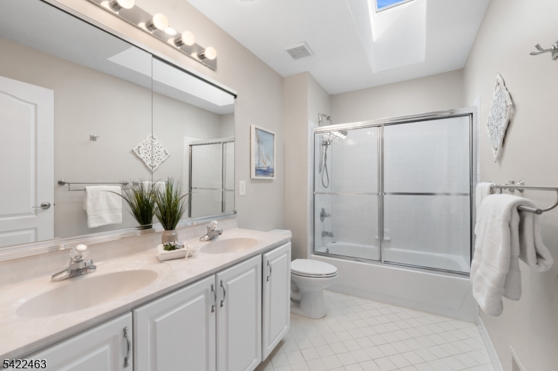 Montgomery Chase - Residential