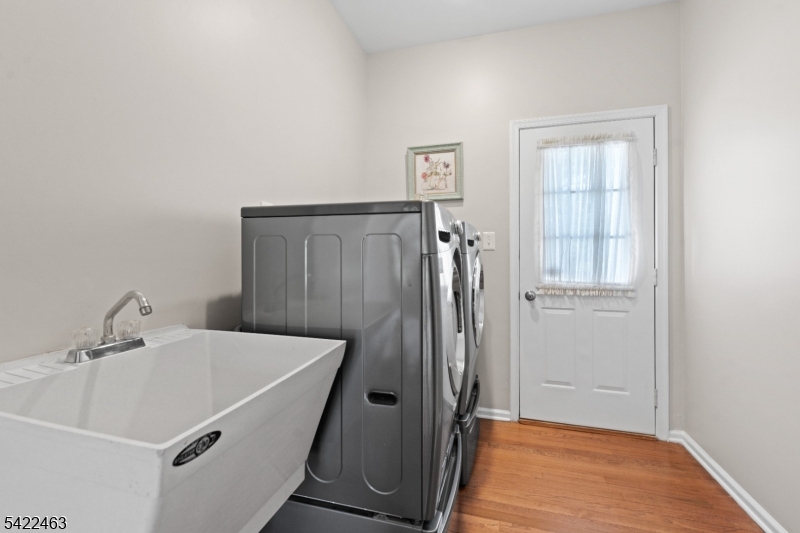 Montgomery Chase - Residential