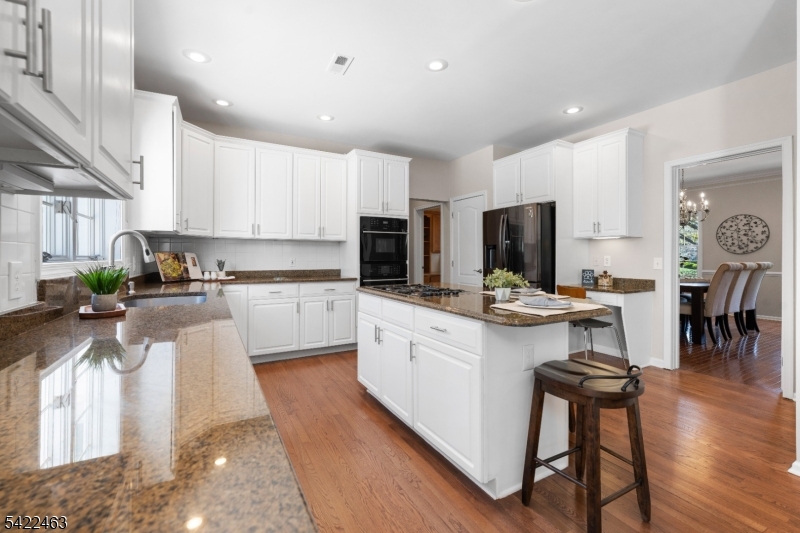 Montgomery Chase - Residential