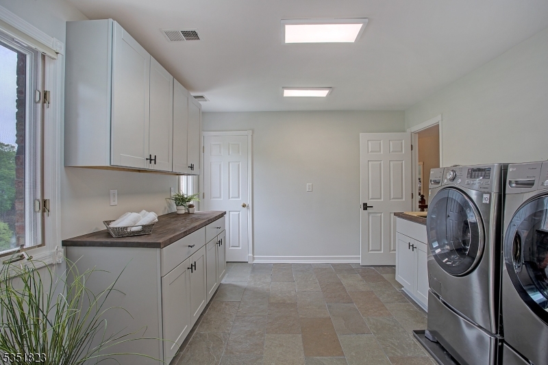 The Pond - Residential