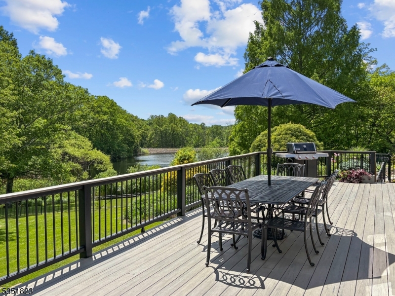 The Pond - Residential