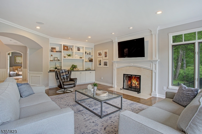 The Pond - Residential