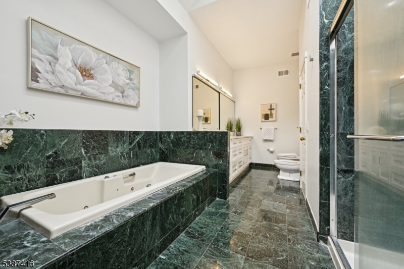 Spruce Edge - Residential