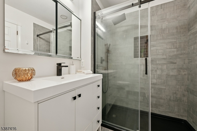 Spruce Edge - Residential