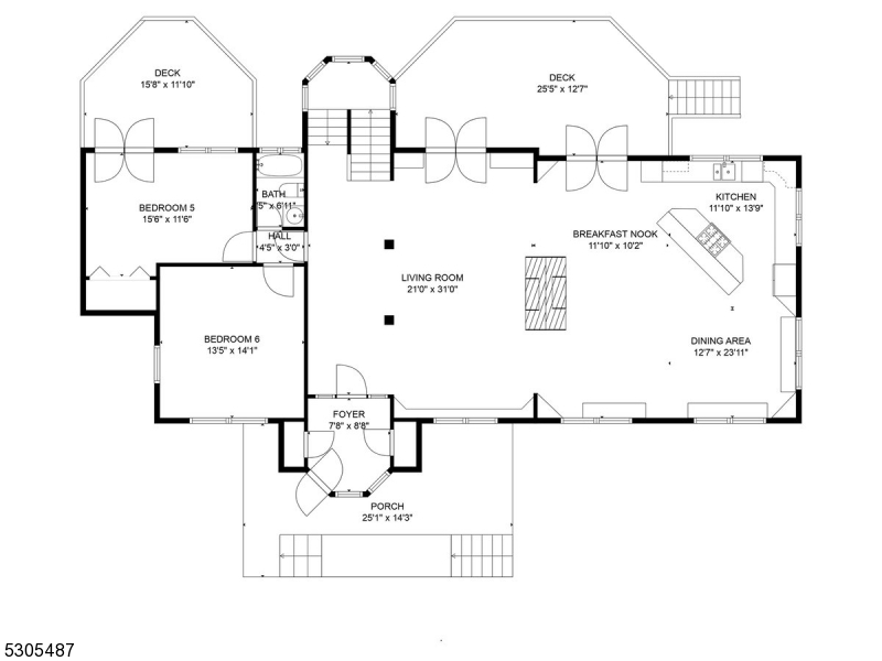 Main image without alt text