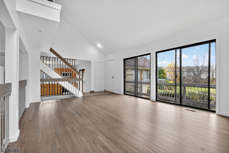 Whitehall Manor - Residential