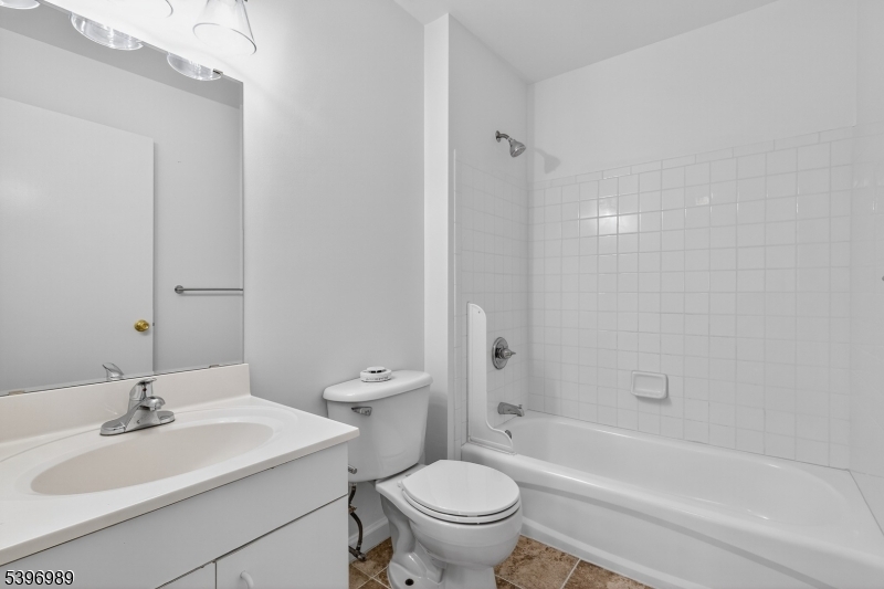 Whitehall Manor - Residential