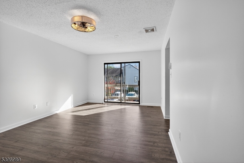 Whitehall Manor - Residential