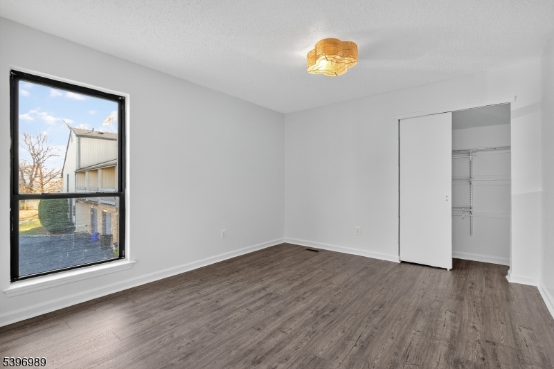 Whitehall Manor - Residential