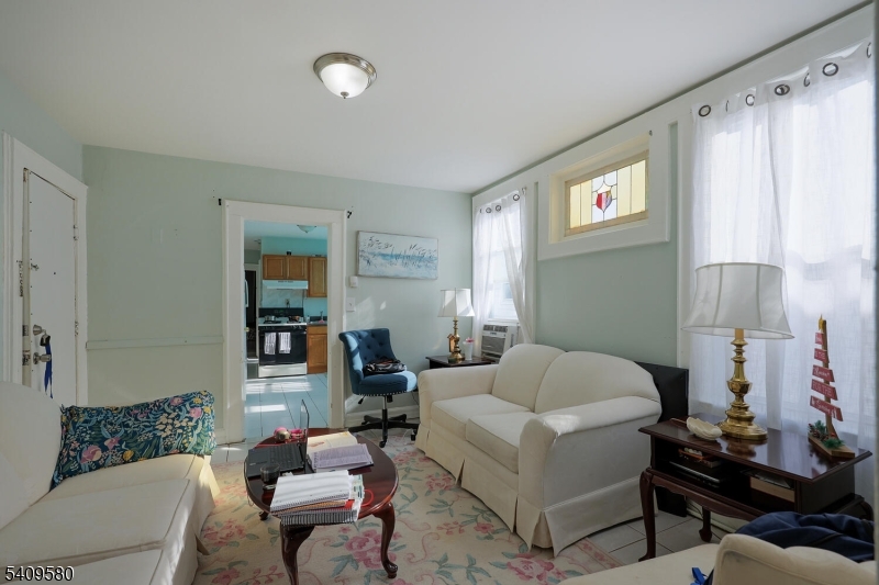 Six Family South Newark - Commercial Sale