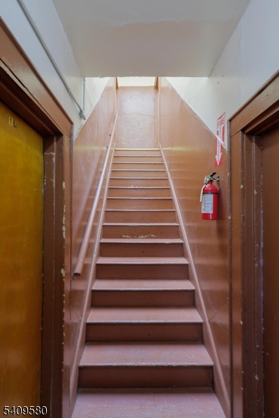 Six Family South Newark - Commercial Sale