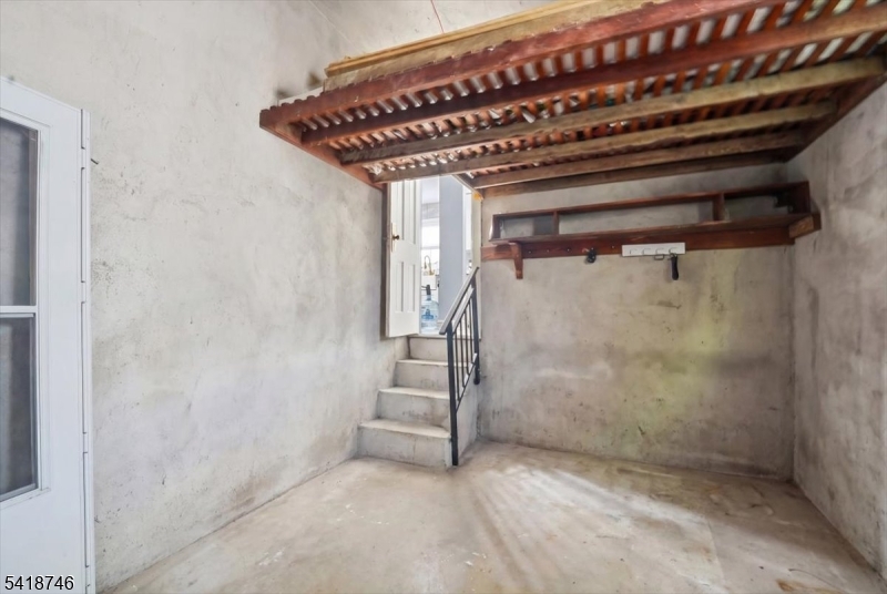 Upper Eastside - Residential