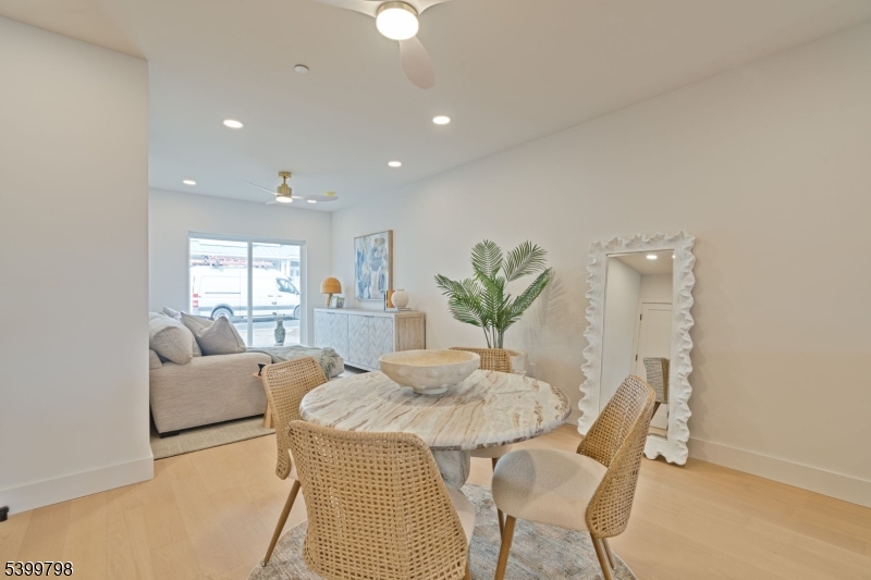 Avon Lakeview Townhomes - Residential