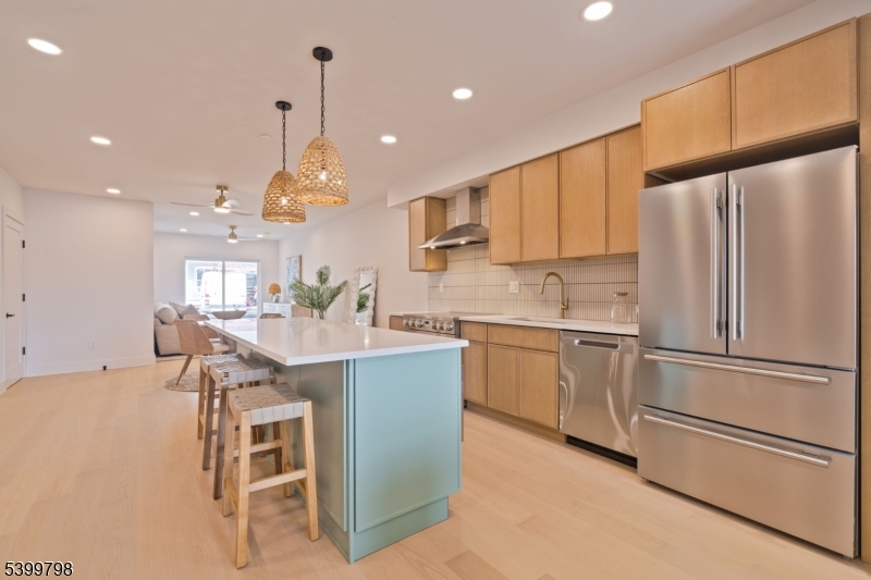 Avon Lakeview Townhomes - Residential