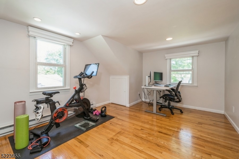 SAGINAW LAKE - Residential