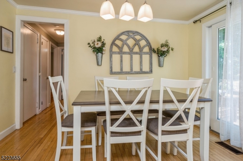 SAGINAW LAKE - Residential