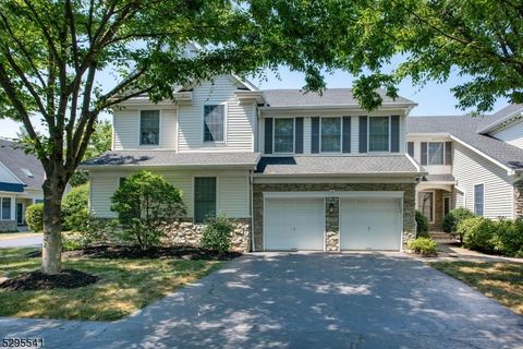 17 La Costa Dr, Clinton Twp., NJ 08801 - #: 3908778