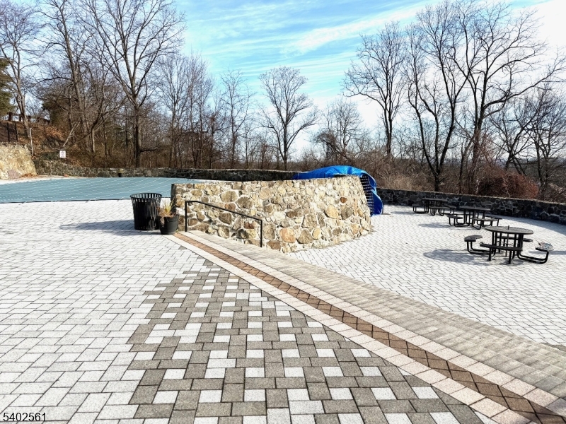 Foxwood Condominium - Residential Lease