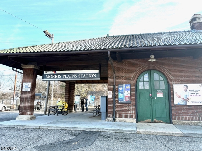 Foxwood Condominium - Residential Lease