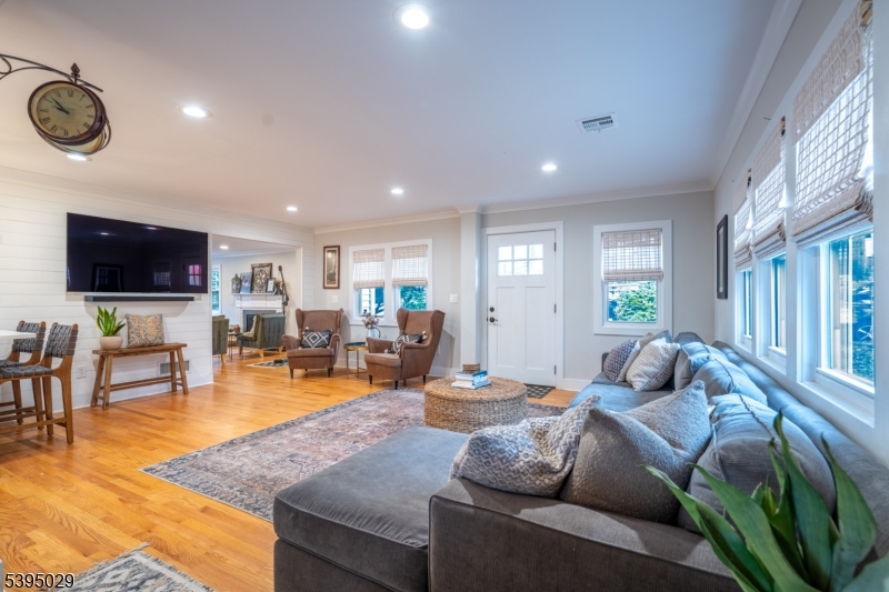 Forest Avenue - Residential