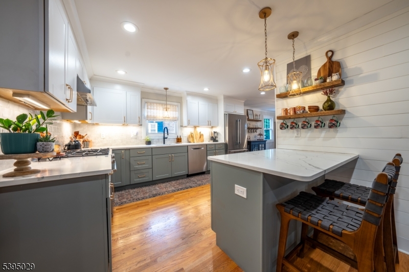 Forest Avenue - Residential