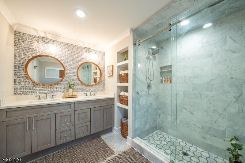 Forest Avenue - Residential