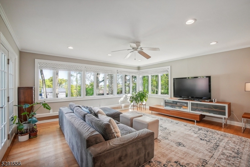 Upper Wyoming - Residential