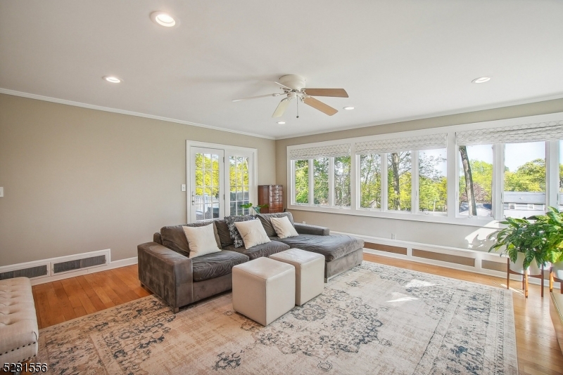 Upper Wyoming - Residential