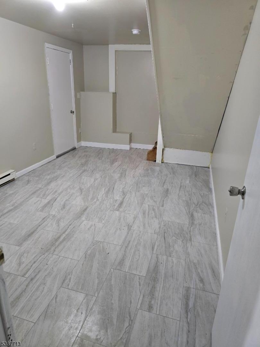 High Point County Club - Residential Lease