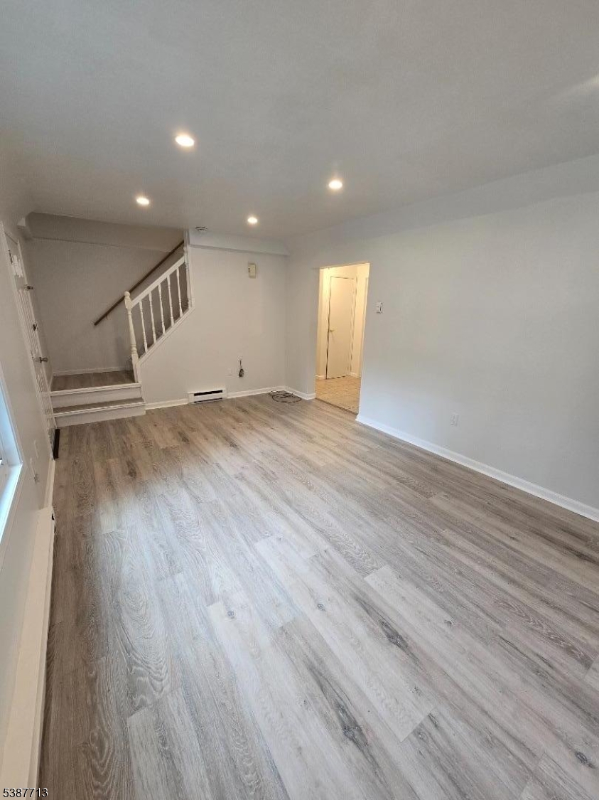 High Point County Club - Residential Lease