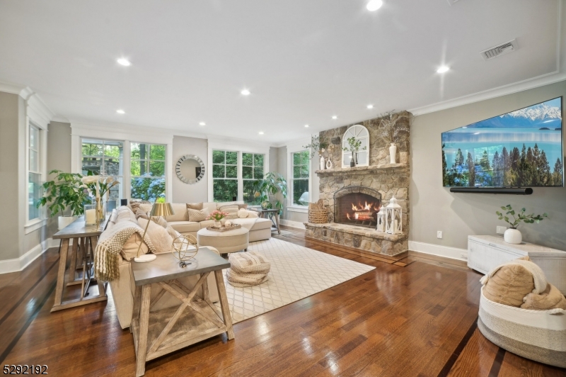 Rolling Hill - Residential