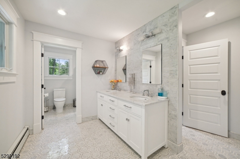 Rolling Hill - Residential