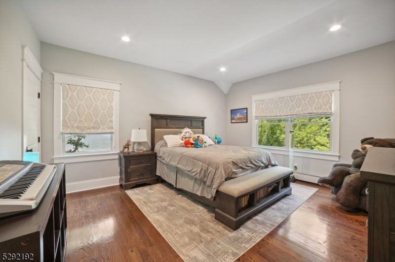 Rolling Hill - Residential