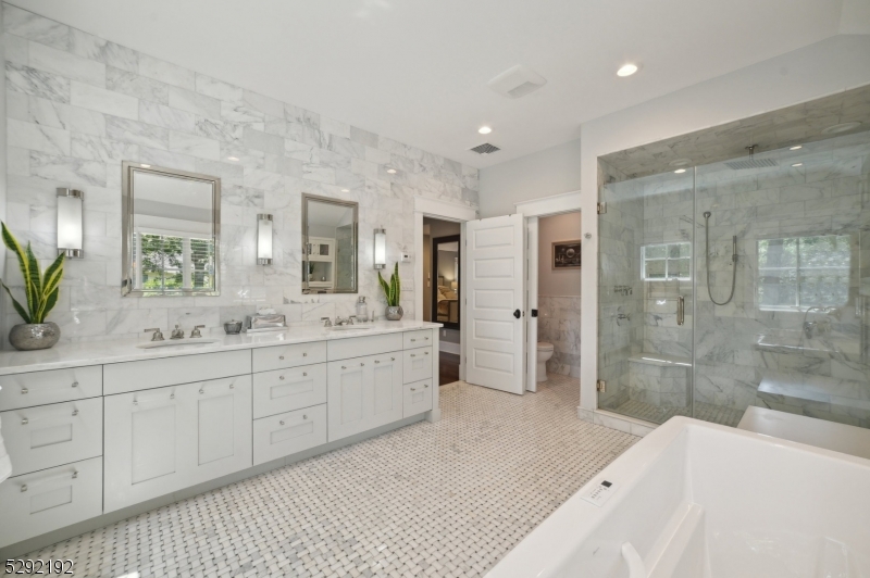 Rolling Hill - Residential