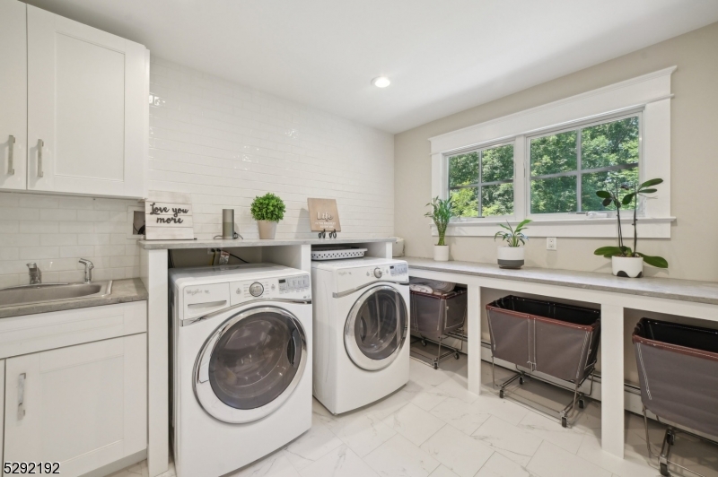 Rolling Hill - Residential