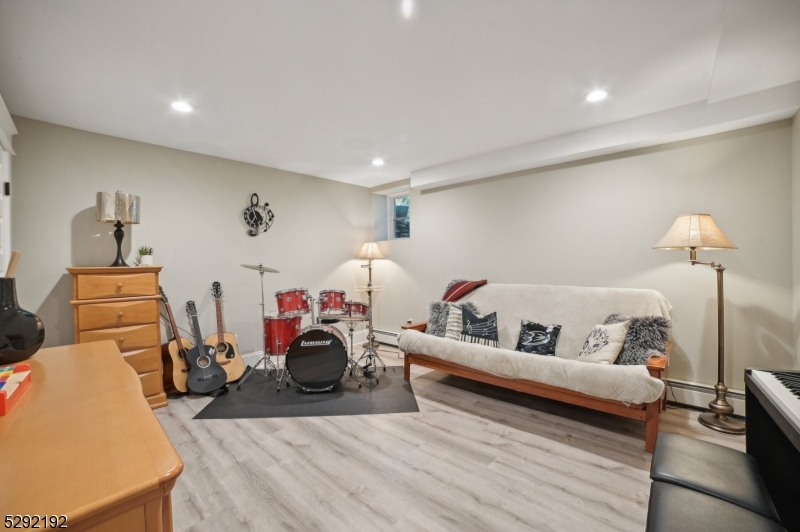 Rolling Hill - Residential