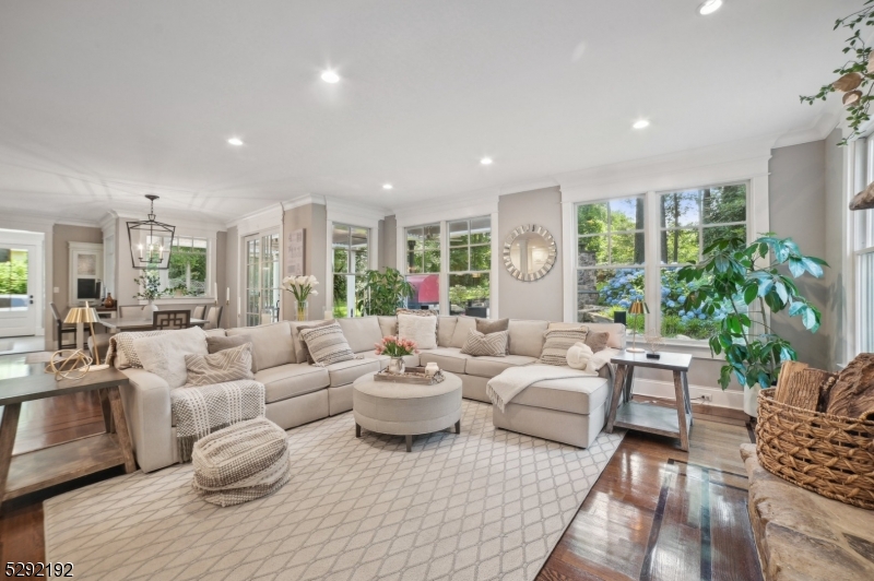 Rolling Hill - Residential