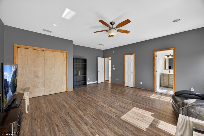 High Ridge - Residential