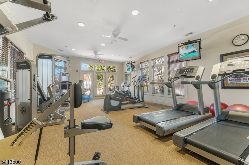 Four Seasons - Residential