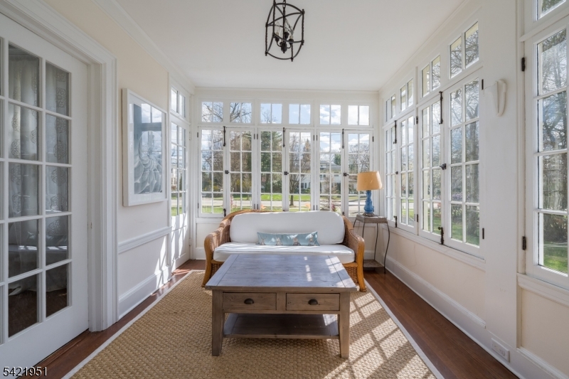 Washington's Headquarters - Residential