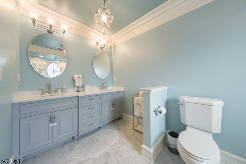 Washington's Headquarters - Residential