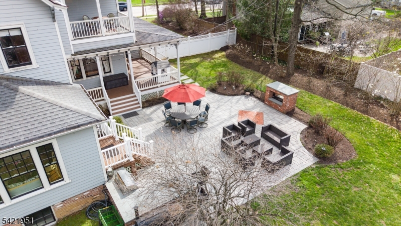 Washington's Headquarters - Residential