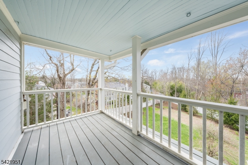 Washington's Headquarters - Residential