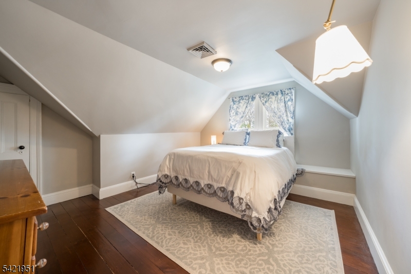 Washington's Headquarters - Residential