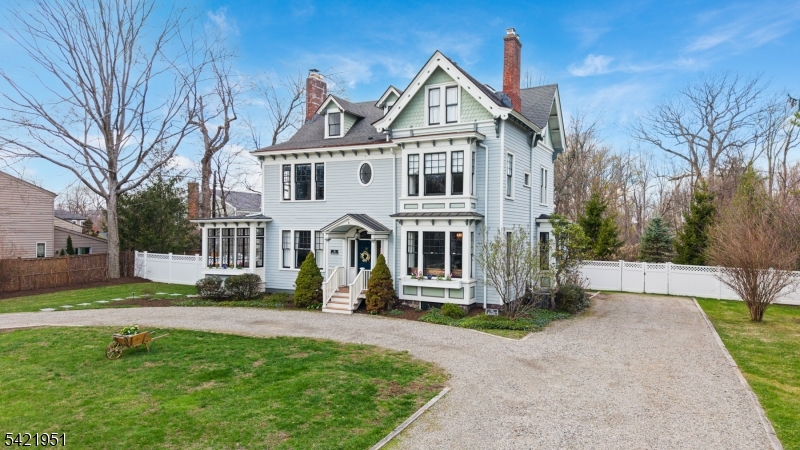 Washington's Headquarters - Residential